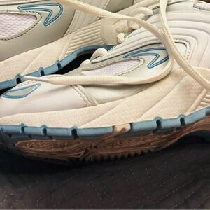 hashtag looked these up on google found out dis chunker bunkers are expensive